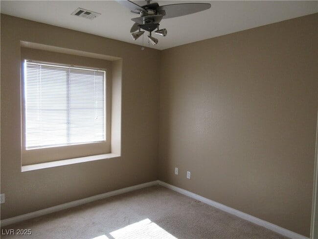 Building Photo - 8056 Aztec Basin Ave