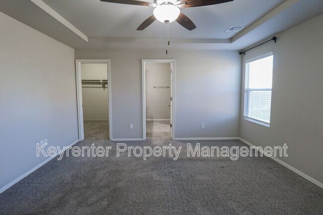 Building Photo - 3543 E 143rd Ct S