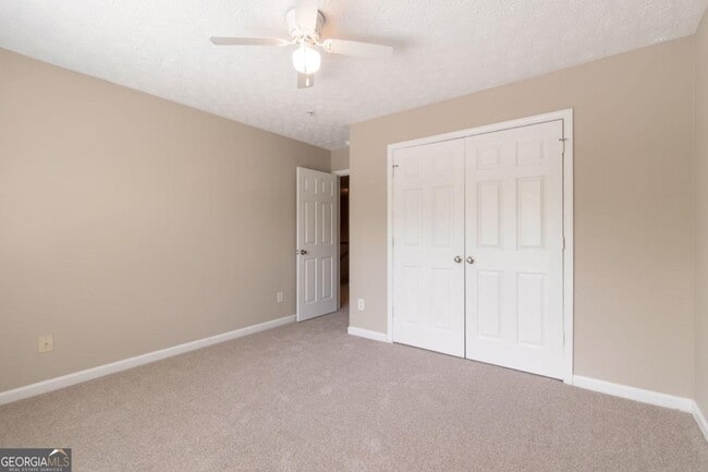 Building Photo - 2020 Briar Creek Ct NE