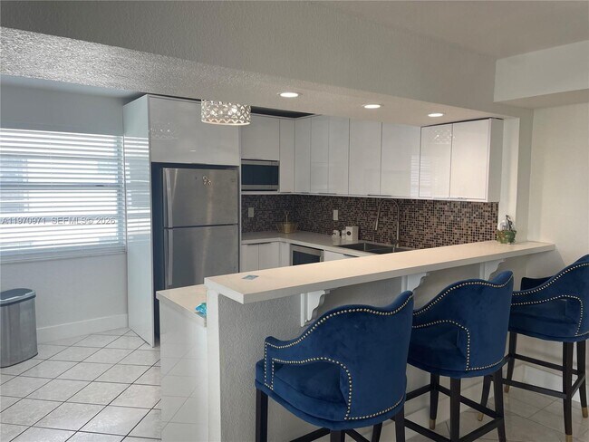 Building Photo - 7705 Abbott Ave