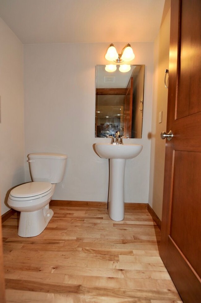 Building Photo - Coeur d'Alene Place Community 3 bed 2.5 ba...