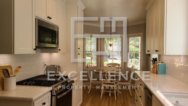 Building Photo - Beautiful Home in Heart of Willow Glen - A...