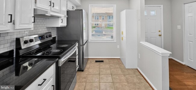 Building Photo - 3591 Laurel View Ct