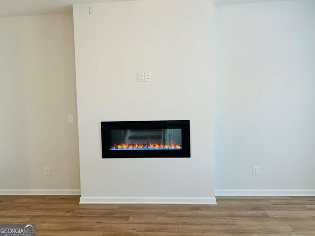 Building Photo - 140 Reese St