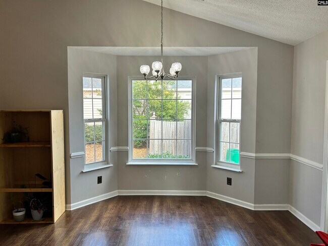 Building Photo - 21 Rosepine Dr