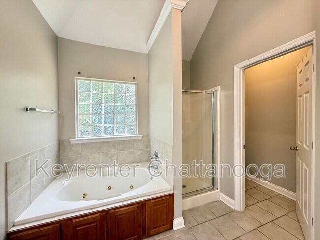 Building Photo - 8397 Lady Slipper Rd