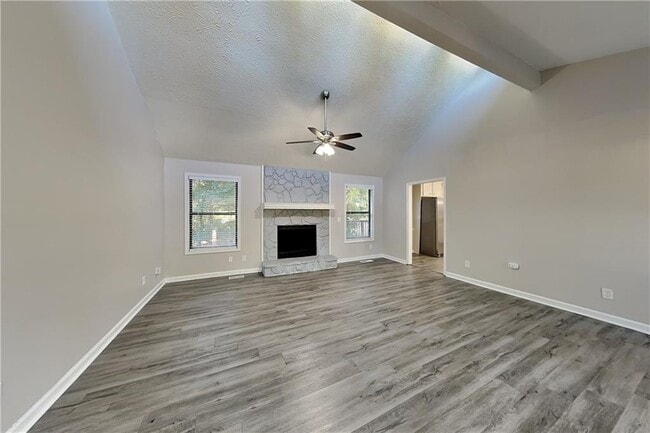 Building Photo - 2078 Arrowhead Trail