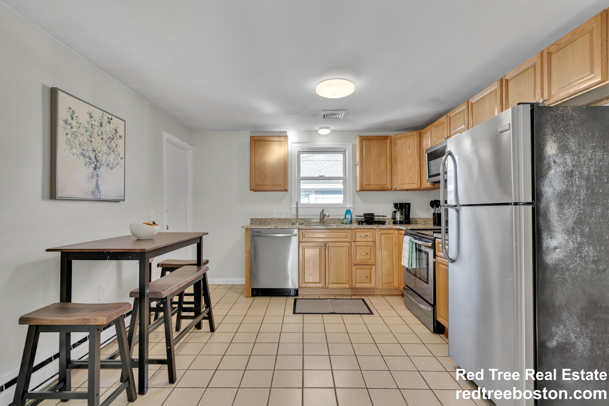 Building Photo - 74 Dunboy St