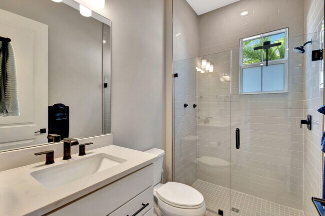 Building Photo - 10901 Stellar Cir