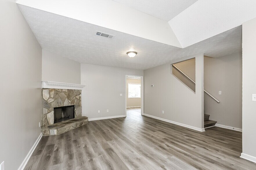 Building Photo - 824 Overlook Trail