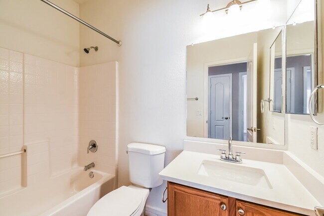 Building Photo - 631 E Renegade Pl