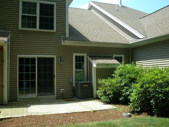 Building Photo - 24 Leanne Way