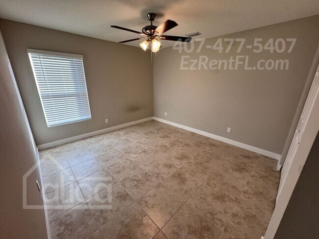 Building Photo - 1223 San Matio St