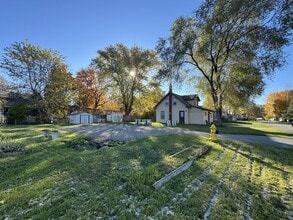 Building Photo - 4364 Ave F