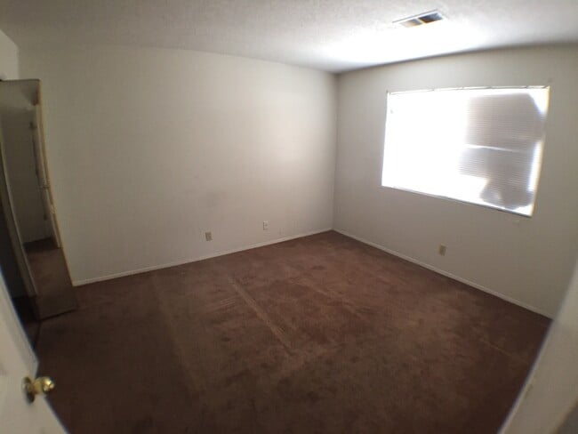 Building Photo - Cozy North Hills Home