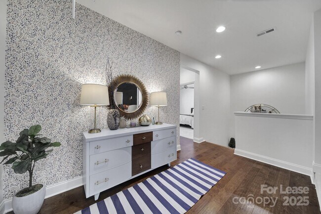 Building Photo - 16404 Stonecrop Landing Ln
