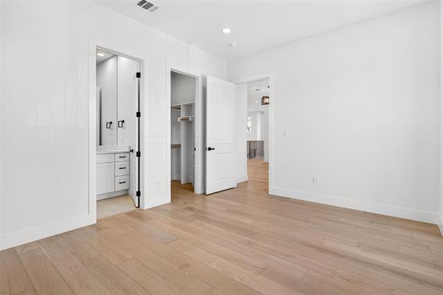 Building Photo - 3754 Durango Dr