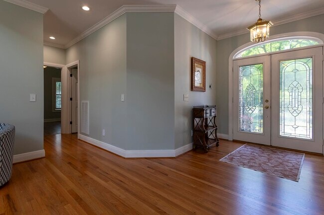 Building Photo - 133 Old Augusta Dr