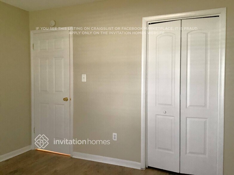 Building Photo - 3034 Annadale Cir