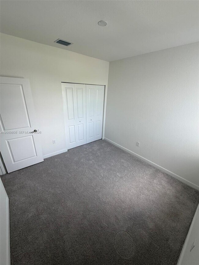Building Photo - 35537 SW 189th Ct