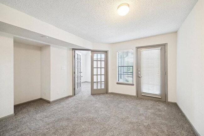 Building Photo - 1710 W T C Jester Blvd