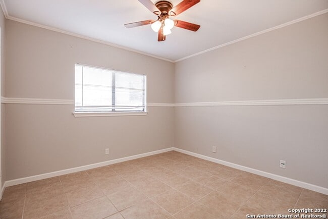 Building Photo - *COMING SOON* Beautiful 3 Bedroom Home with Granite Countertops & Large Backyard