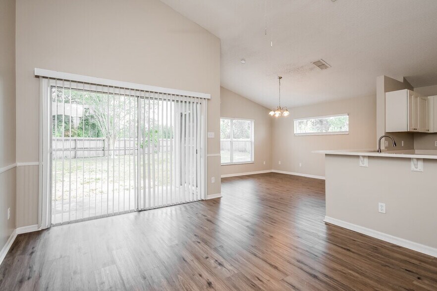 Building Photo - 2717 Andes Way