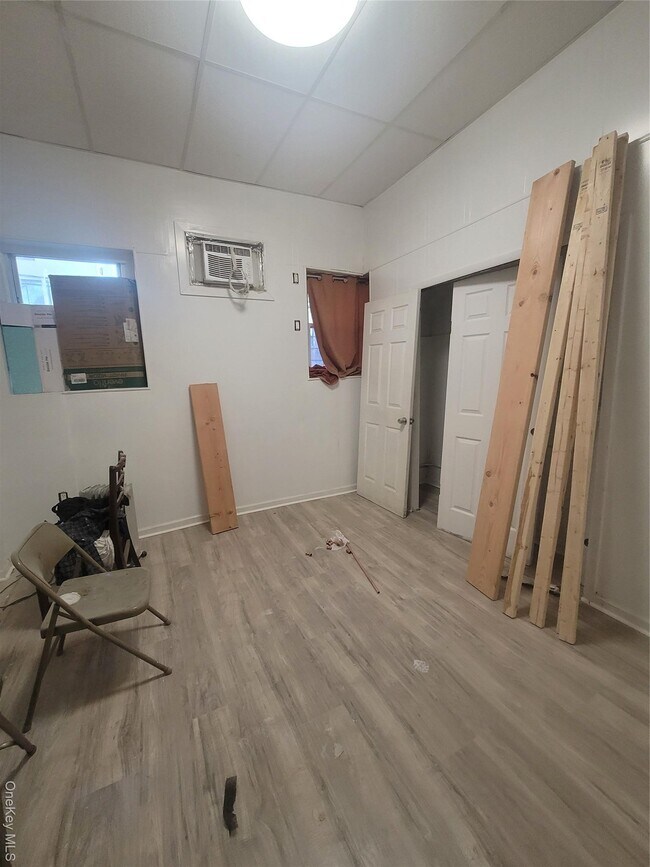 Building Photo - 3553 Holland Ave