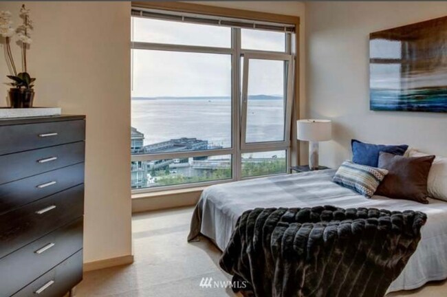 Building Photo - Luxury Living with Unmatched Views of Puge...