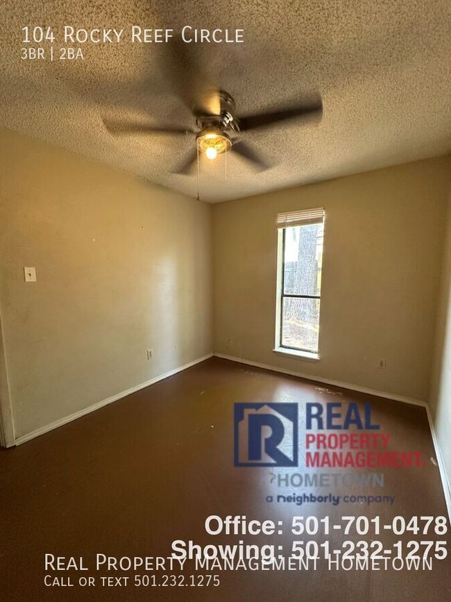 Building Photo - 104 Rockyreef Cir