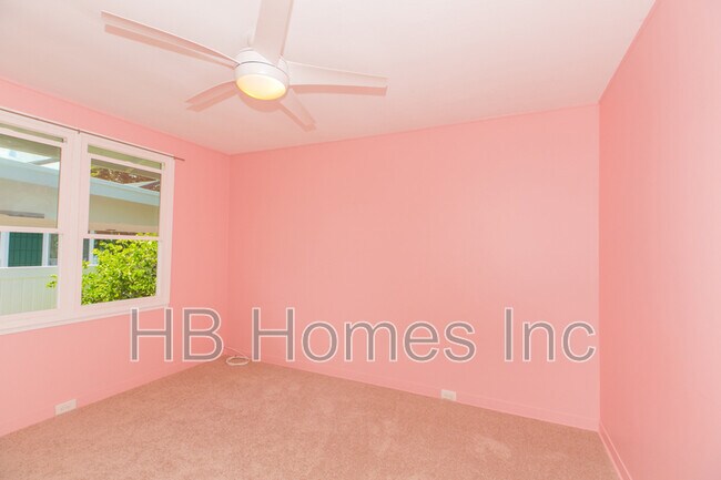 Building Photo - 828 Oneawa St
