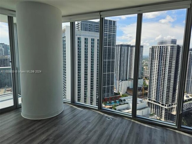 Building Photo - 888 Biscayne Blvd