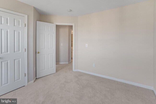 Building Photo - 15519 Exmore Ct