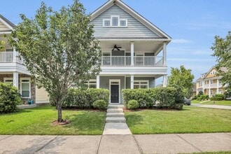 Building Photo - 3 Bedroom 3 Bathroom in Hinesville