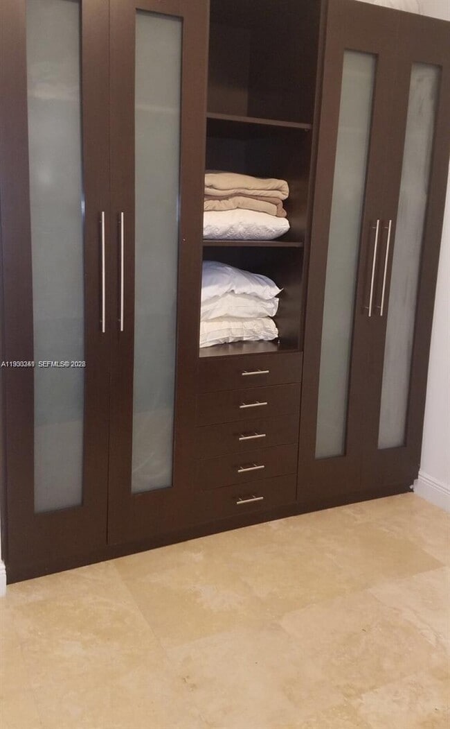 Building Photo - 3029 NE 188th St