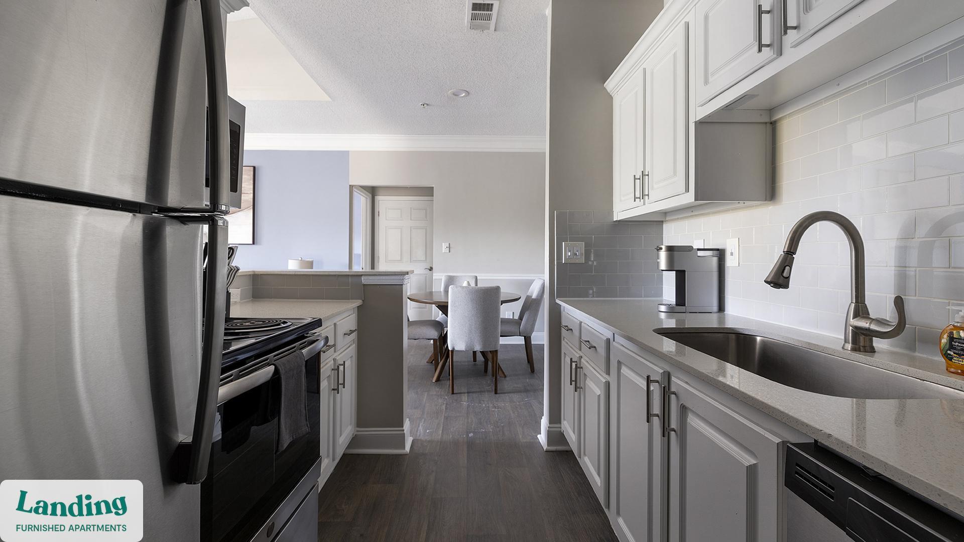 Building Photo - 100 Crossing Blvd