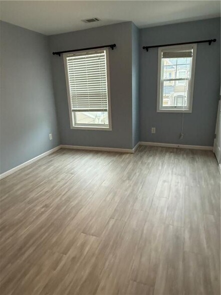 Building Photo - 1600 Gardner Park Dr