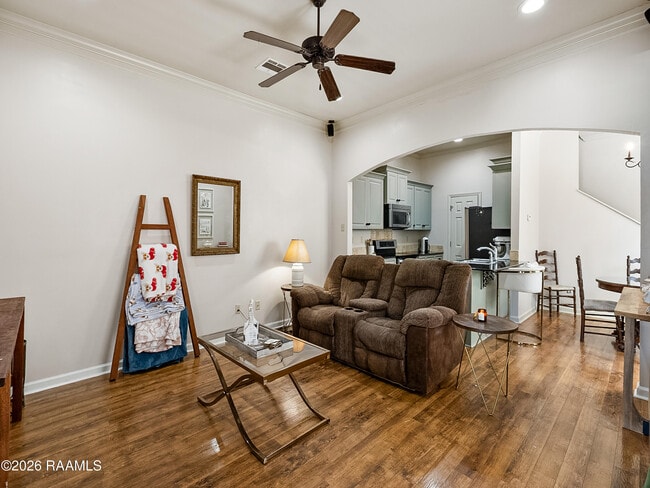 Building Photo - 218 Chimney Rock Blvd