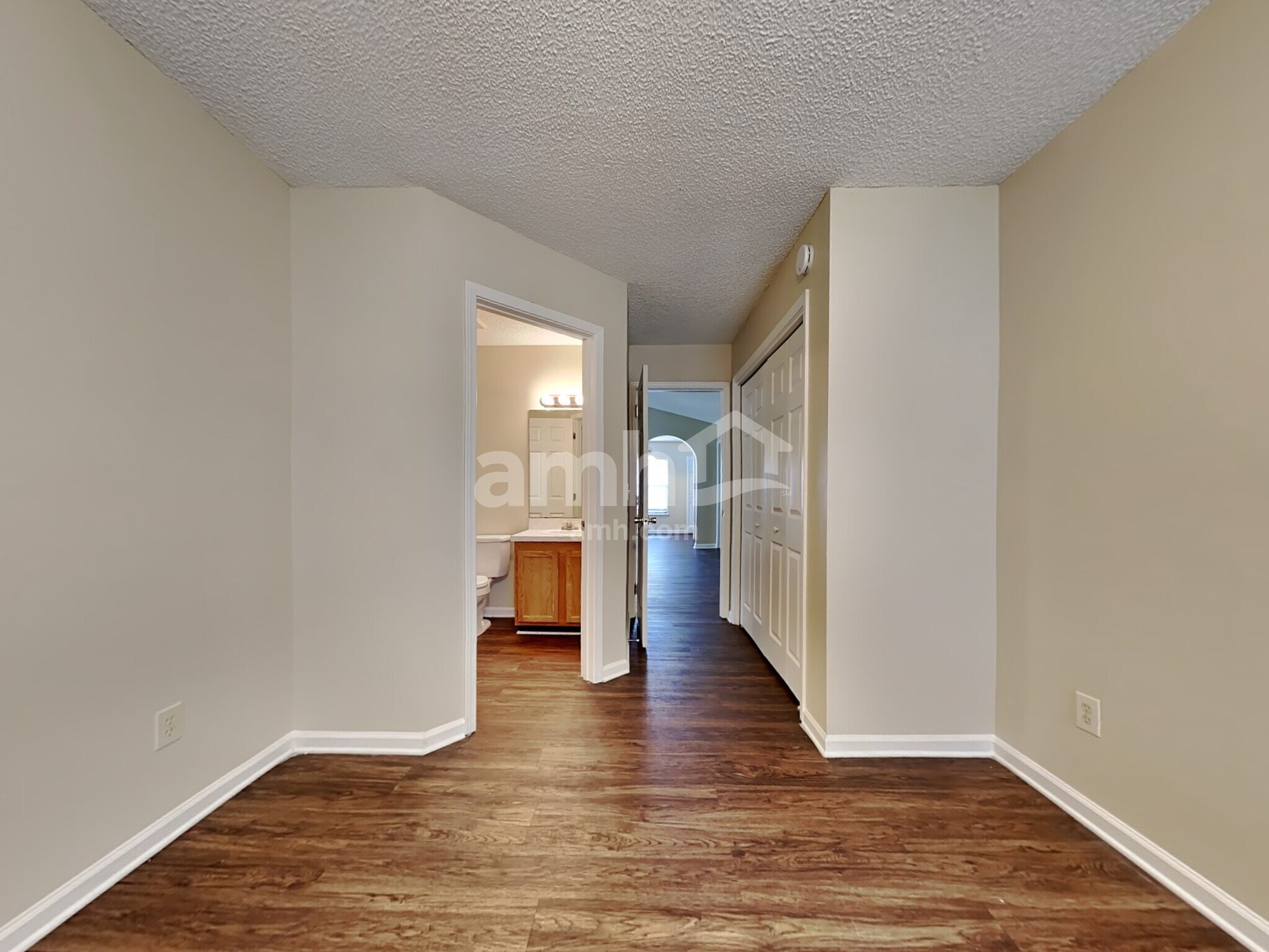 Building Photo - 7568 Deer Cove Ln