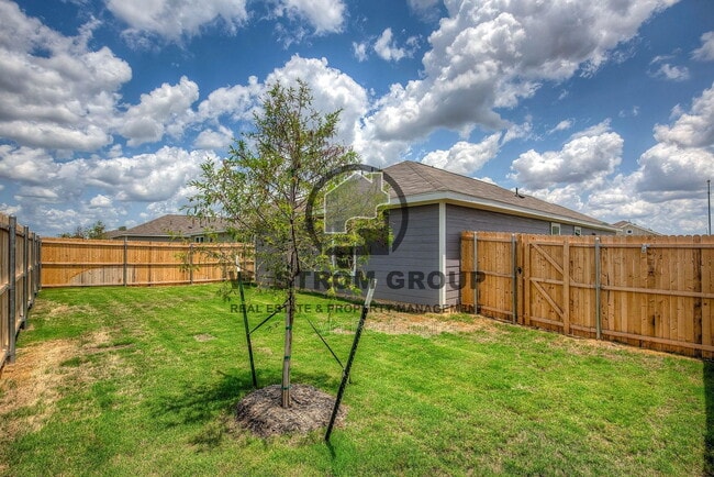 Building Photo - 11831 Arkoma Dr