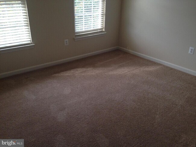 Building Photo - 43442 Katling Square