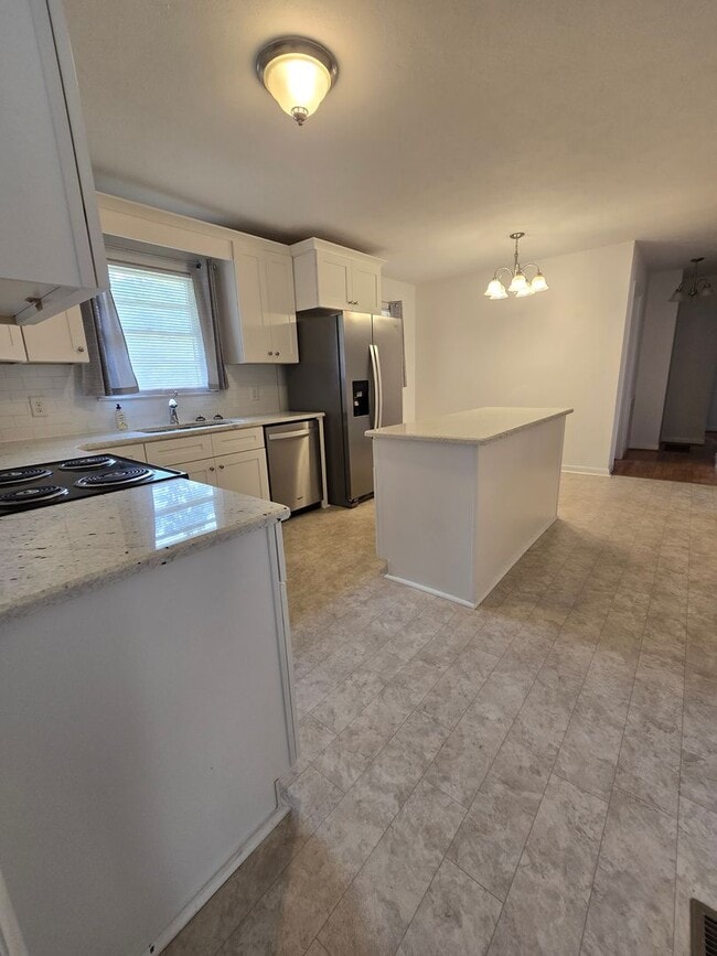 Building Photo - 3120 Phillies Cir