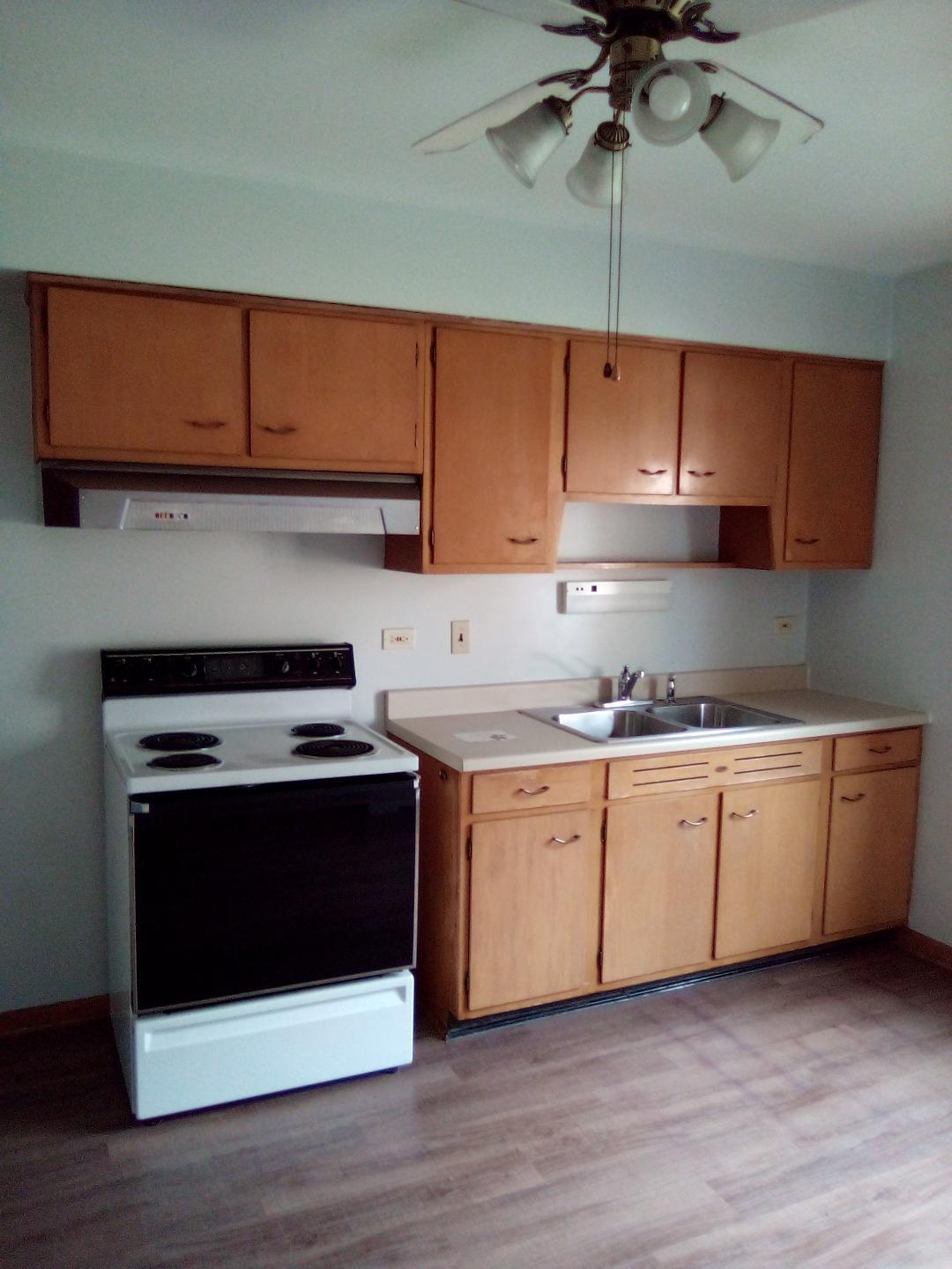 Building Photo - 1315 E 31st St