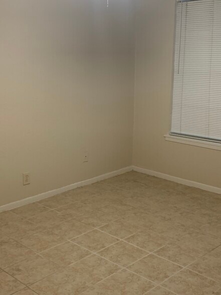 Bedroom - 116 Stricklen Ave