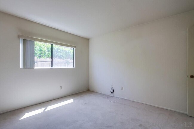 Building Photo - 11742 Avenida Sivrita