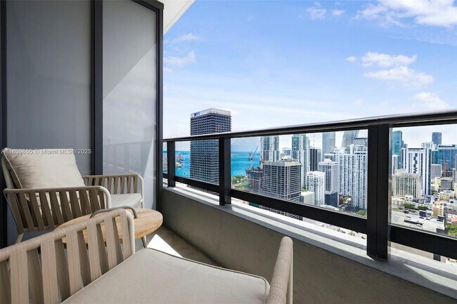 Building Photo - 159 NE 6th St