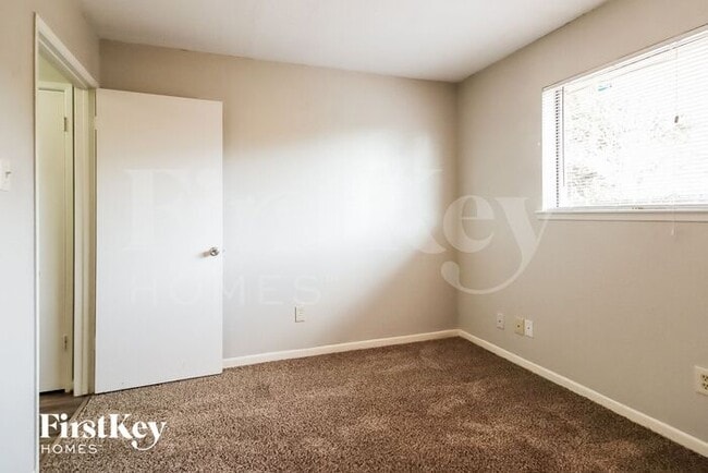 Building Photo - 11111 Sageorchard Cir