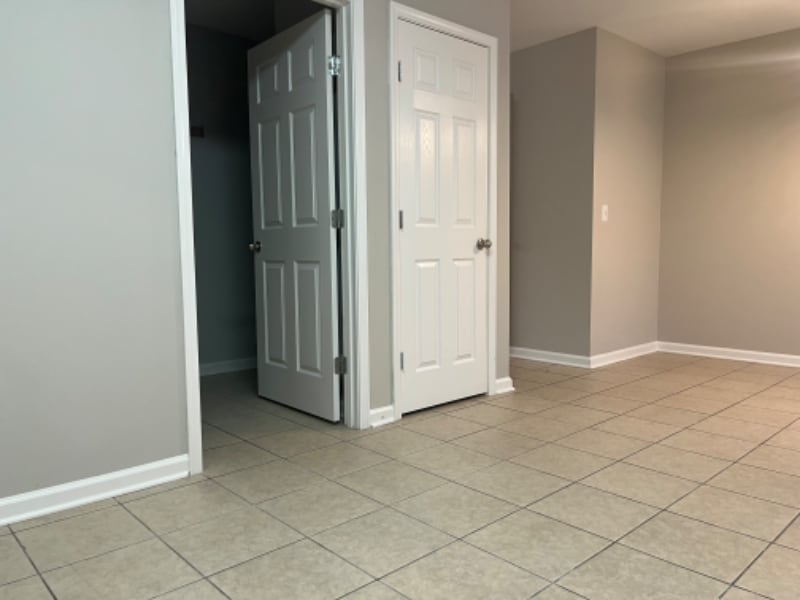 Building Photo - 138 Cambridge Dr