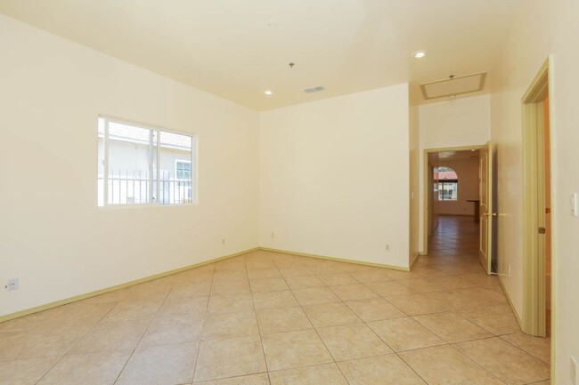 Building Photo - 633 N Montebello Blvd