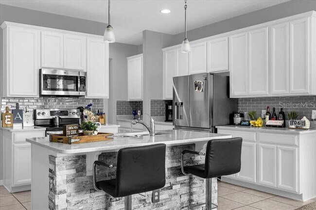 Building Photo - 2320 Grasmere Vw Pkwy S